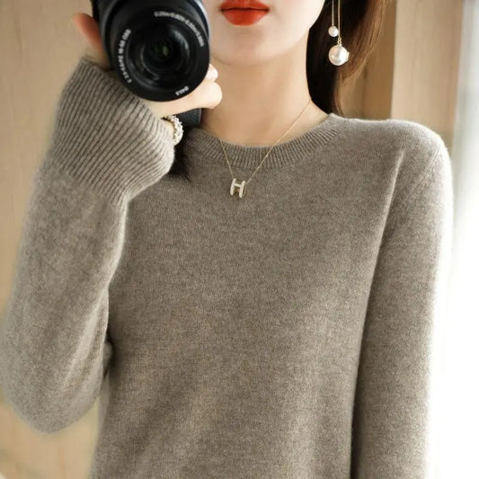 Women's Slim Fit O-Neck Knit Jumper – Soft Stretch Pullover